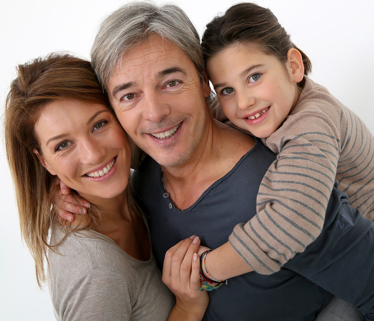 Family Dentist Office Turlock CA Area-Why Taking the Whole Family to the Dentist is Important